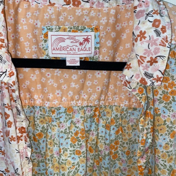 American Eagle button down shirt. - Picture 2 of 4